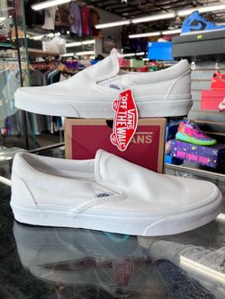 Women’s Vans Slip-On True White