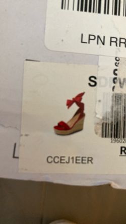 Red Platform Shoes size 8 New 25.00