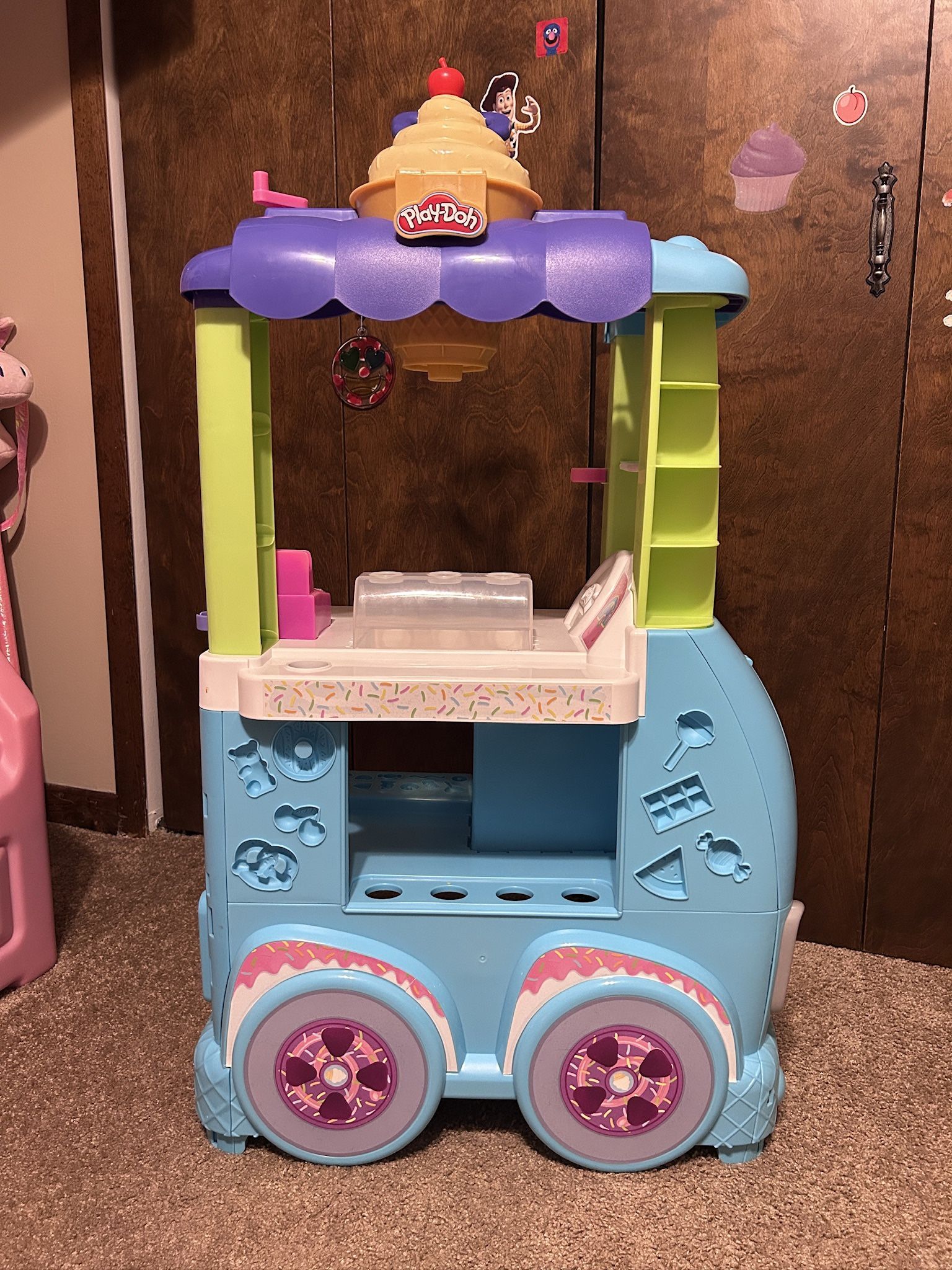 Play-Doh Ice Cream Truck