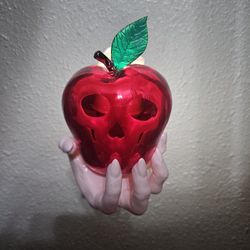Poisoned Apple Wall Plug-in 