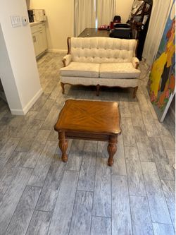 Solid Wood End Table / Accent Table  Beautiful solid wood end table in good condition with classic carved legs and decorative detailing. Sturdy, well-