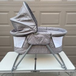 Safety 1st Travel Bassinet