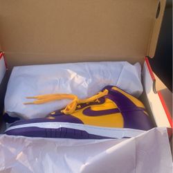 Laker Dunks High