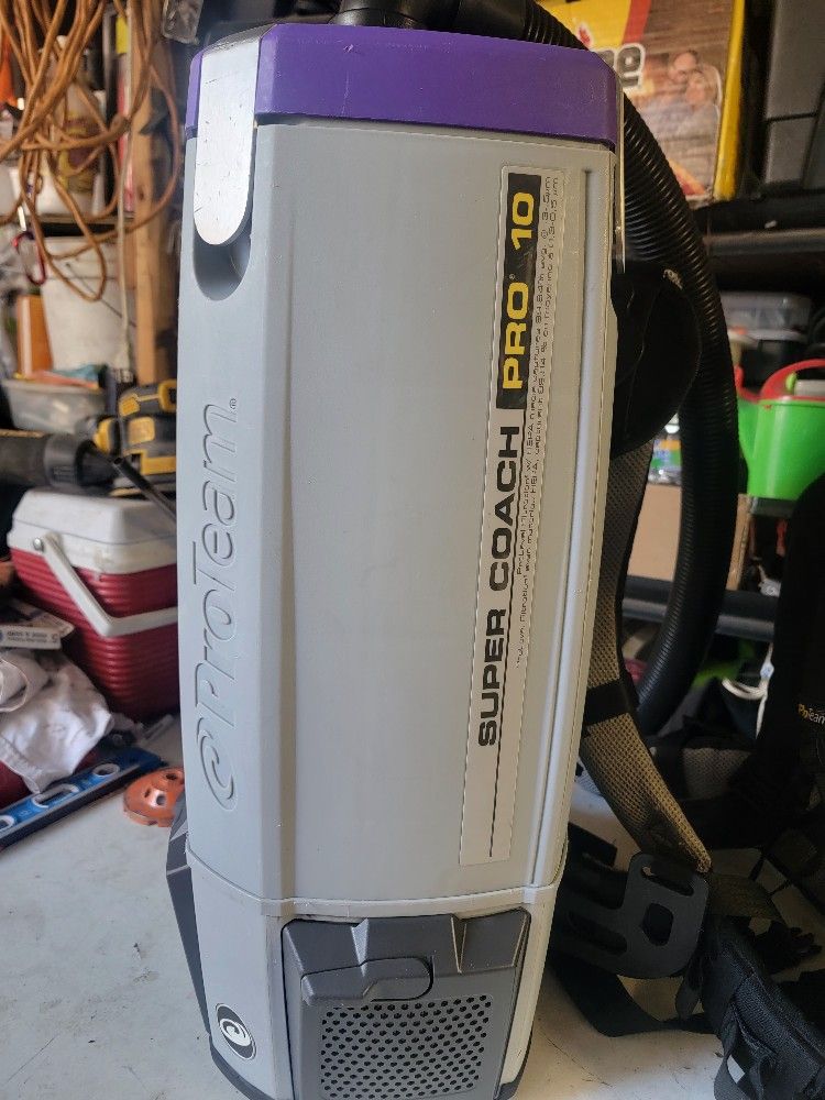 vendo aspiradora industrial
