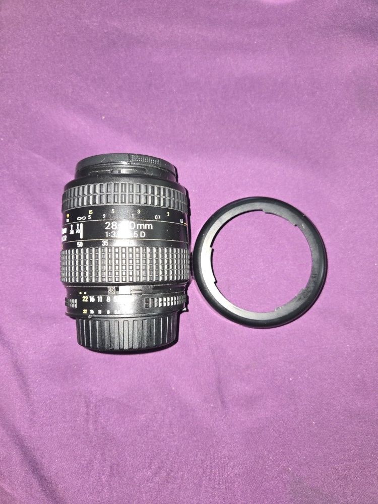 Nikon Nikkor AF 28-70mm f3.5-4.5D Macro Zoom Flawless