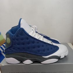 Air Jordan 12 Retro 2005  Size 7.5 New 