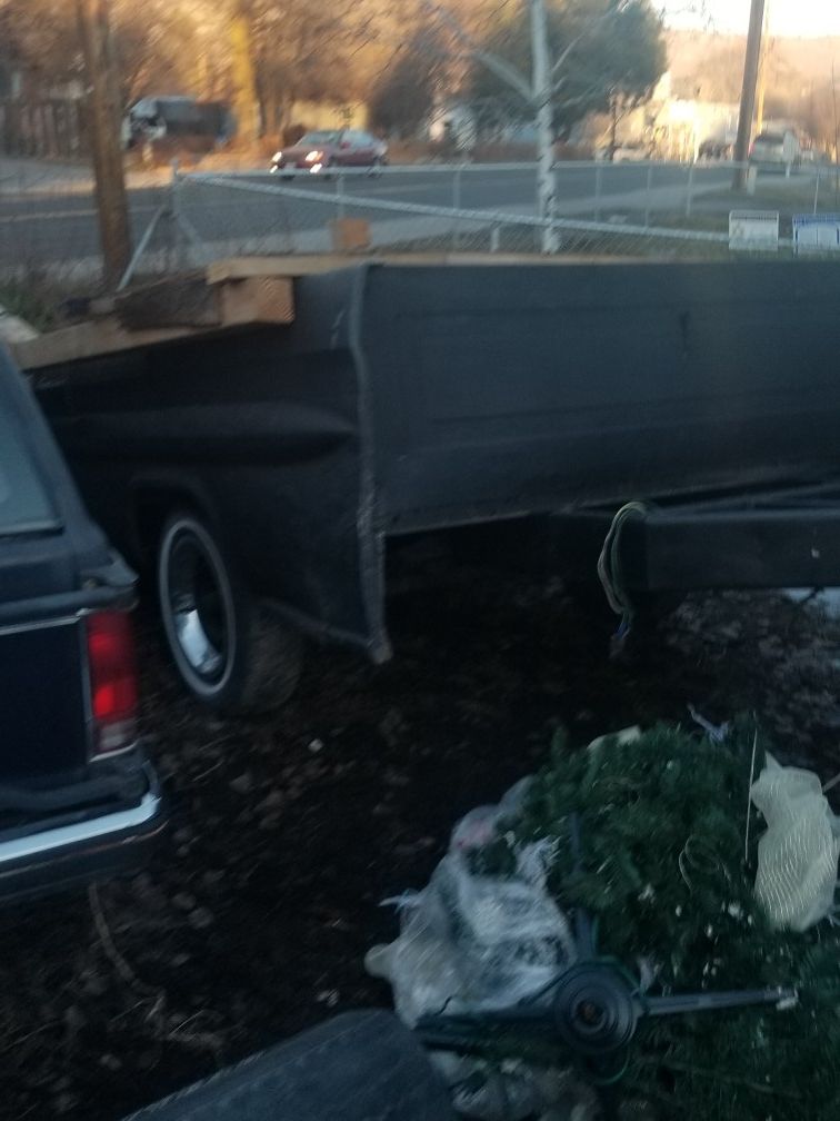 Truck bed trailer