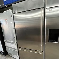 GE Monogram Built In Bottom Freezer 36” Refrigerator Stainless Steel