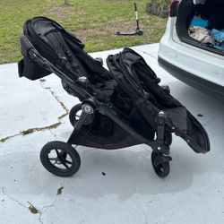 City Select Double jogging stroller