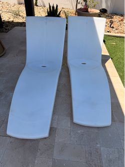 Baja shelf pool lounge chairs -risers included, not shown