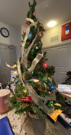 National Tree Company 2 Foot Artificial Christmas Tree with Lights