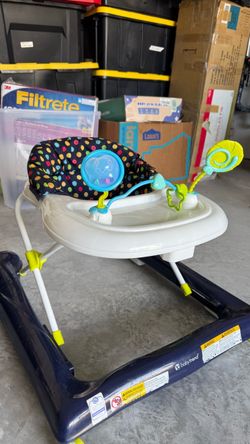 Baby Trend Baby Walker with Toy Bar