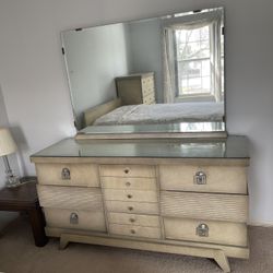 Vintage Mid-Century Modern Bedroom Set