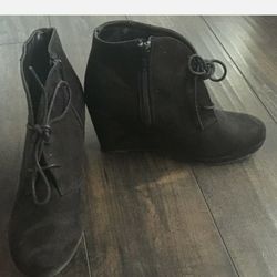 Womens Merona Laced Wedge Ankle Booties - Black, Size 9