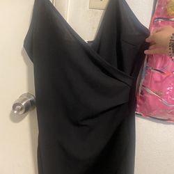 Black Dress With Open Slit On The Bottom Size Large 