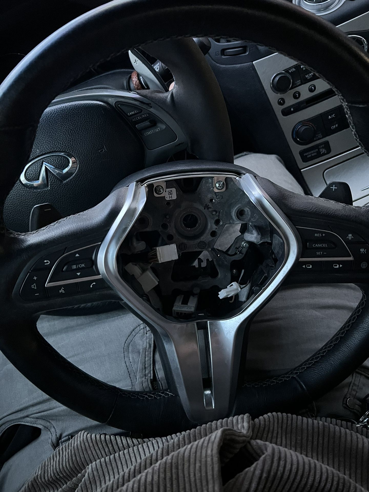 Infiniti Q60 Steering Wheel