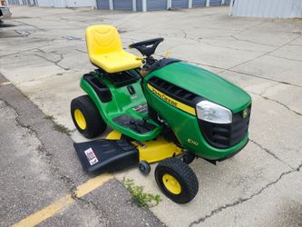 2019 John Deere E110 riding mower , Only 56 hours, 19hp engine,  42" deck,  auto transmission, Runs good, many new parts,  delivery available.