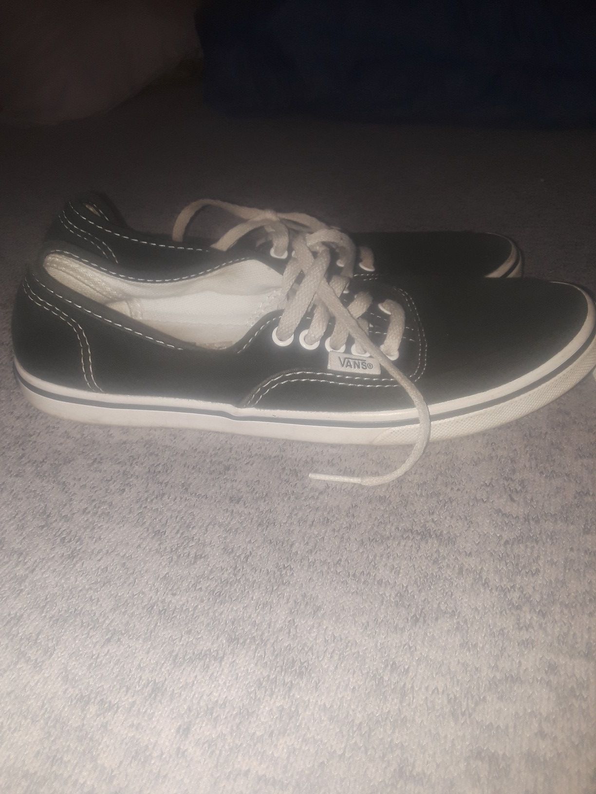 2 pair of Van's black size 41/2 and blue a d brown size 4