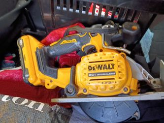 DeWalt saw