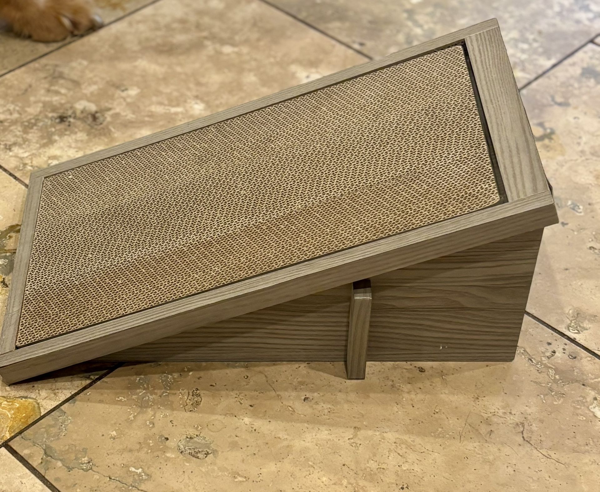 Cardboard Cat Scratching Ramp! 