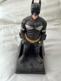 The Dark Knight Statue