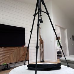 Travel tripod With Case And Phone Adapter