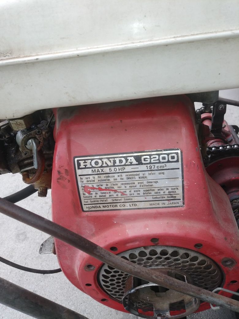 26 inch Tru cut front throw lawn mower for Sale in Bakersfield, CA