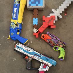 5 Foam Dart blasters ( Nerf & X Shot) 