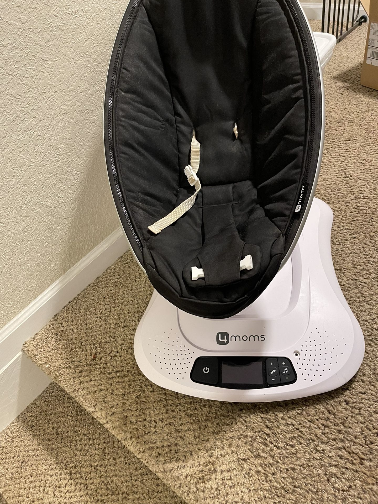4 Moms Baby Swing