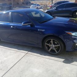 2019 KIA Optima