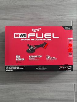 Milwaukee M18 FUEL 4-1/2 to 6 inch. Braking Grinder with Paddle switch with Bag. 3670-20 NEW