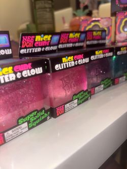 Nee-Doh Cube