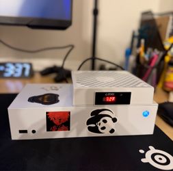 Xbox Series S – Good Condition – No Controller