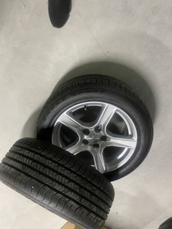Full Set of 2017 Chevy Camaro Rims And 245/50R18  Tires