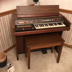 Hammond Organ
