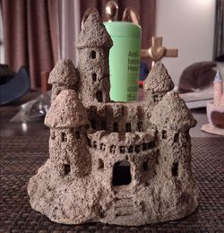 fish tank Castle how tall is