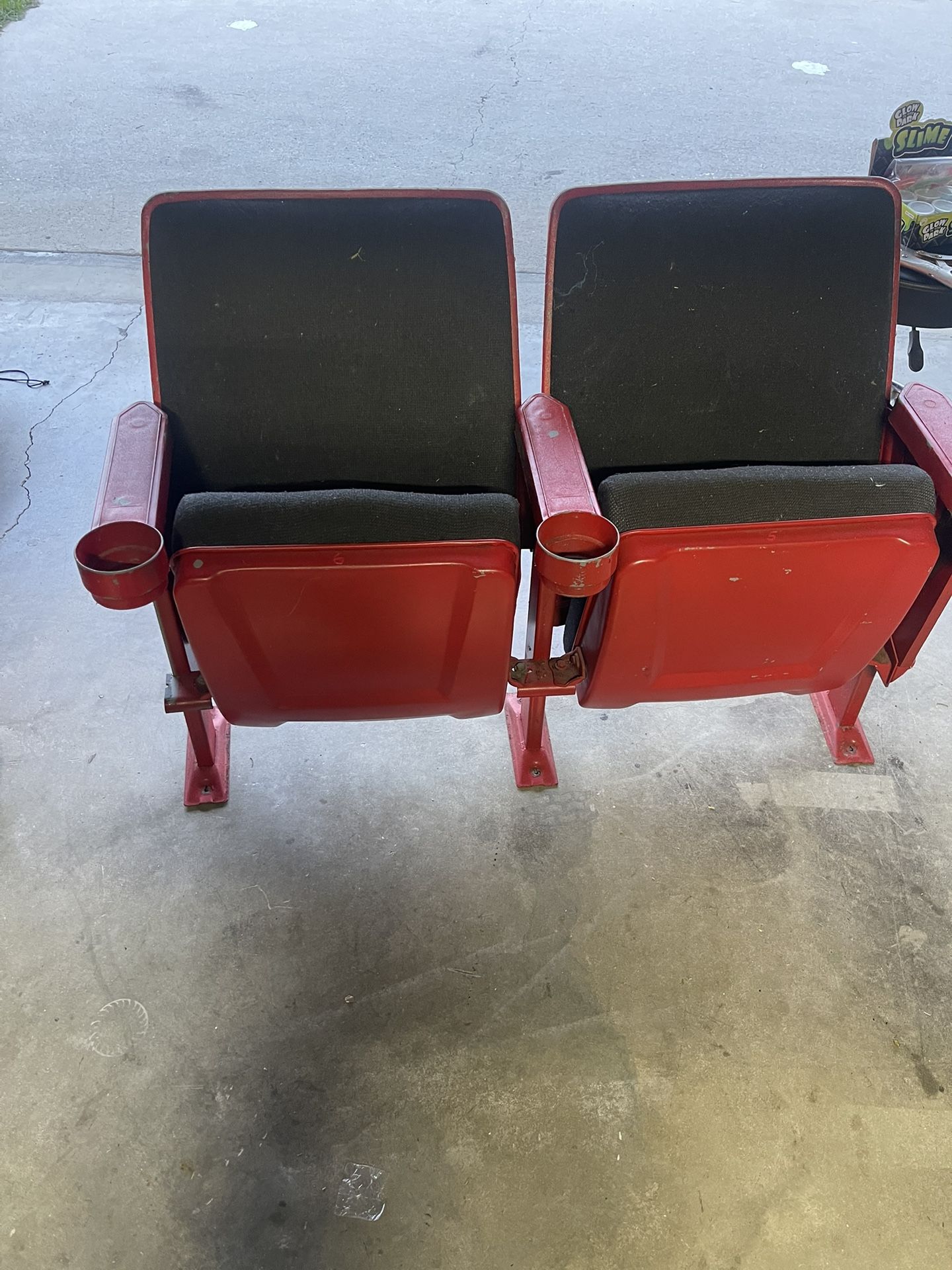Game room/man cave Theater Seats