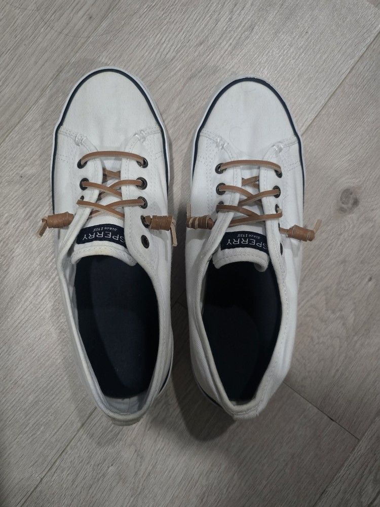 SPERRY slip ons