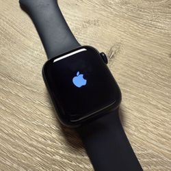 Apple Watch 41mm Aluminum