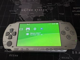Sony PSP 1000 Ice Silver 32GB – Tested & Working
