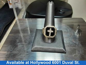 Men's Ring - Yellow Gold 10k (.417) 9 grams Size 11.5