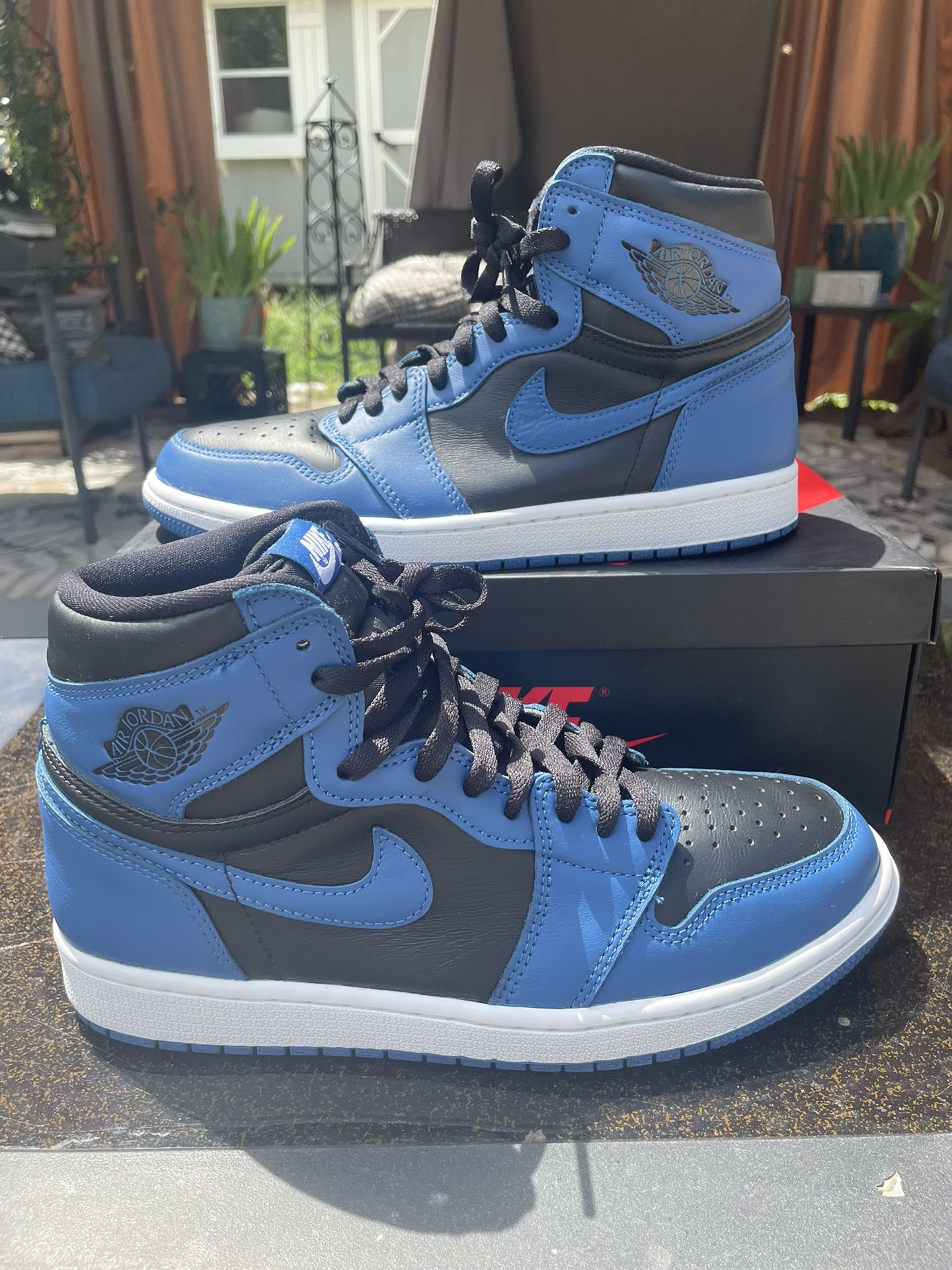 Jordan 1 Retro High OG Dark Marina Blue