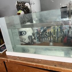 Fish tank 10 Gallons