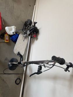 Gasoline scooter
