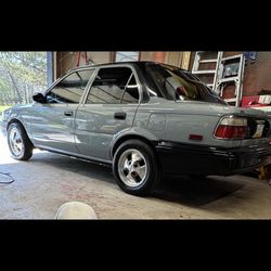 1990 Toyota Corolla