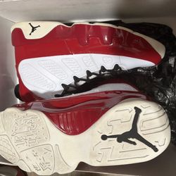 Jordan 9 Gym Red Size 9 