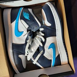 Nike Jordan sneakers worn once size 5y