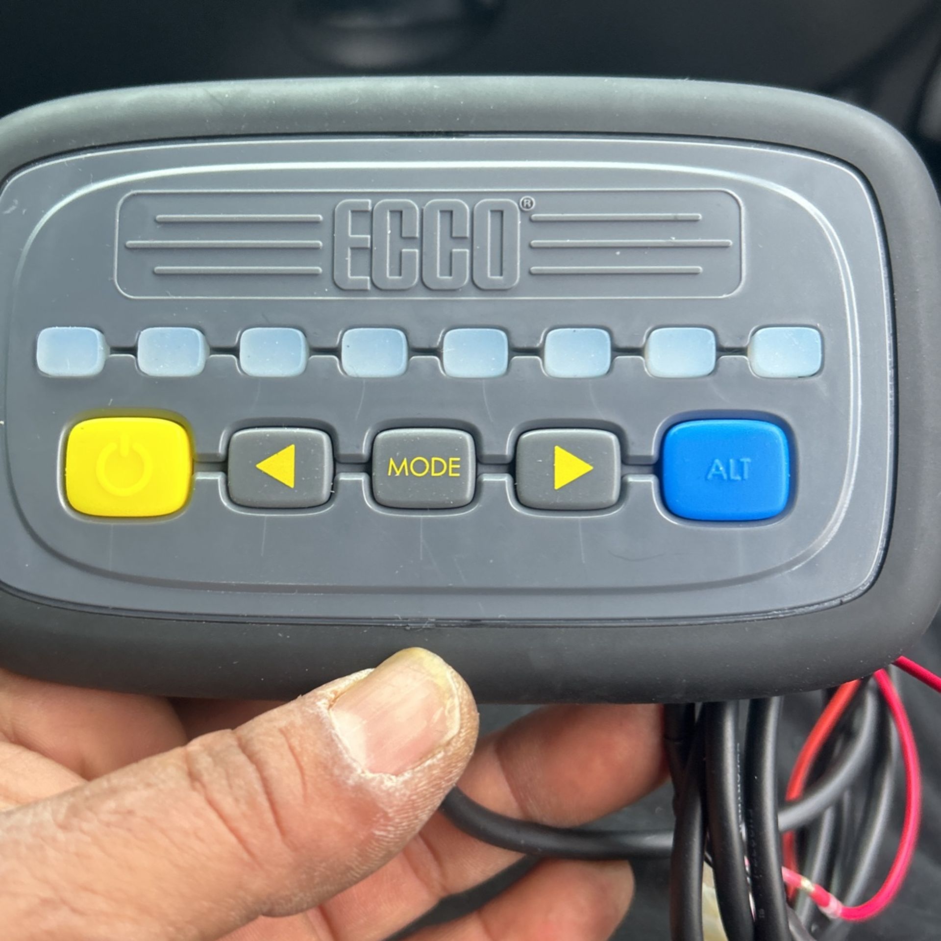 Emergency Light Controller For Off-road Or Utility Vehicle