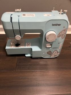Brother LX3817A 17-Stitch Portable