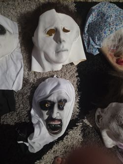 Halloween costumes mask